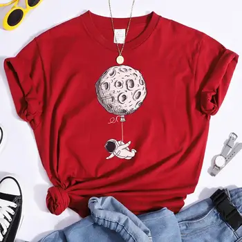 Kosmonautas Vietos Mėnulio moteriški marškinėliai Madingi Womenswear Didelis T Shirts Harajuku Drabužius Vasarą, Pavasarį Retro moterų Marškinėlius