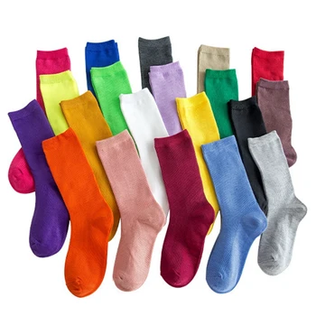 Vientisos spalvos kojinės ⅴ Viduryje vamzdis LooseKnitted Japonijos Korėja Ilgai Kojinės Moterims Krūva Ins Minkštas Mados mergaičių Pavasarį ir vasarą