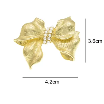 CINDY XIANG Naujas Aukso Laivapriekio Sages Moterims Derliaus Metalo Imituojamas Perlų Sagė Pin Broches bižuterijos Elegantiškas Priedai