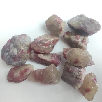 Geros Kokybės, Natūralus Rožinis Turmalinas Mineralinių Kristalų Asociacijos Šiurkštus Akmens Pavyzdys Roko Retas Originalas