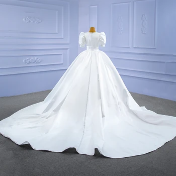 RSM67300 Paprasta Elegantiška Nuotakos Vestuvių Suknelė Balta V-kaklo 2021 Lygaus Satino Pinikai Trumpas Rankovės Vestuvių Puotą Šalis Suknelė