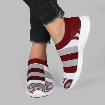Megzti kojinių, batų, moterų sportbačiai slip-on lengvas mesh 2021 m. vasarą sportbačiai moteris batai platformos kvėpuojantis