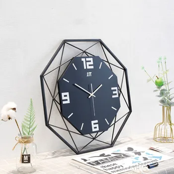 Šiaurės Dekoratyvinės Sienų Laikrodis Kambarį Šviesos Namuose Laikrodis Metalo Kvarco Žiūrėti Paprasto Dizaino Stiliaus Kabo Laikrodis